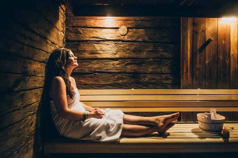 Rovaniemi: Lakeside Private Sauna with Aurora Borealis - Watching the Northern Lights from the lakeside