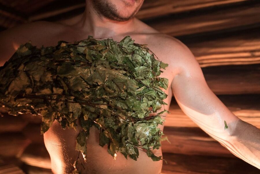 Rovaniemi: Lappish Evening Experience with Dinner - Clothing, timing, and practical comfort