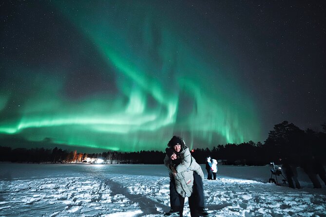 Rovaniemi: Northern Lights Pro Guaranteed - Unlimited Distance - Photography is a major part of the value