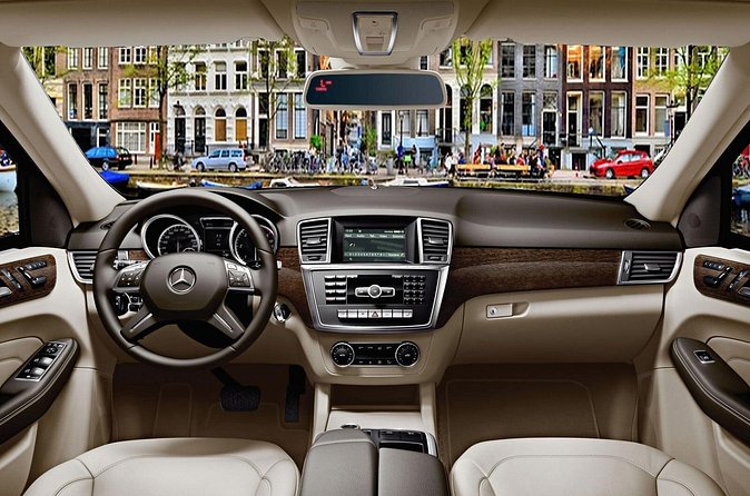 Rovaniemi Private Transfer from Rovaniemi city centre to Rovaniemi airport - Reliability is the main thing to weigh