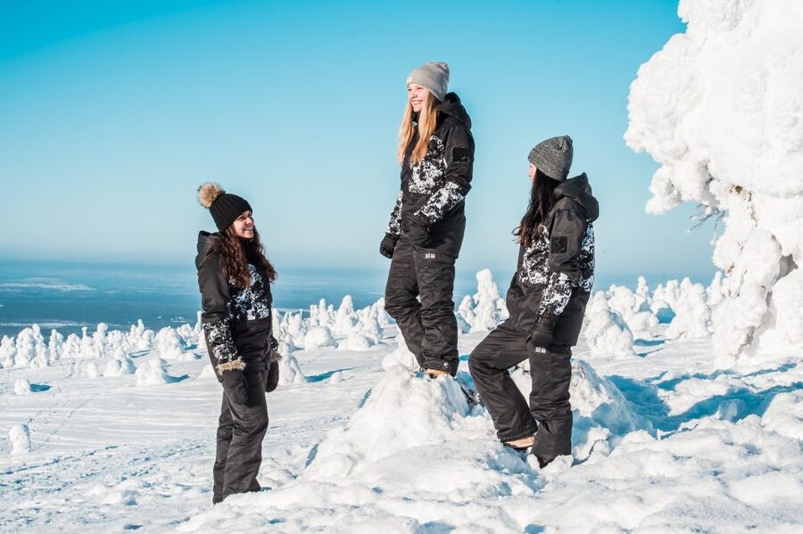 Rovaniemi: Rent Winter Clothing Sets - What is not included