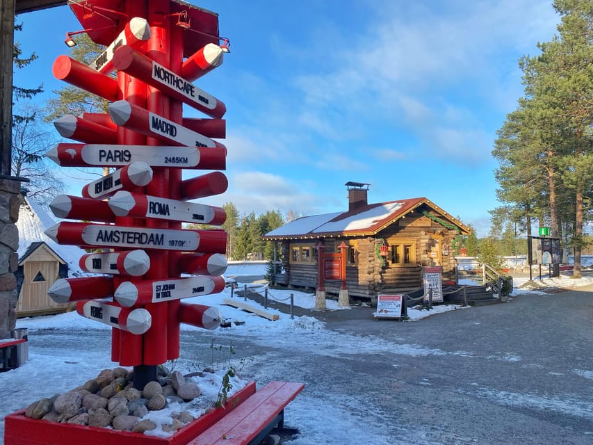 Rovaniemi: Santa Claus Village and Husky sledge/guided tour - Santa Claus Village and the Arctic Circle crossing
