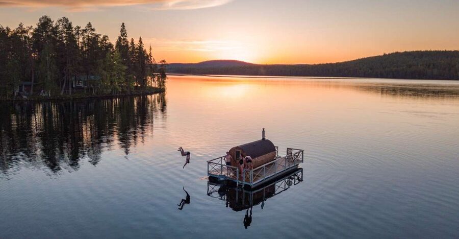 Rovaniemi: Sauna Boat Scenic Lake Cruise - Why a floating sauna feels so Finnish