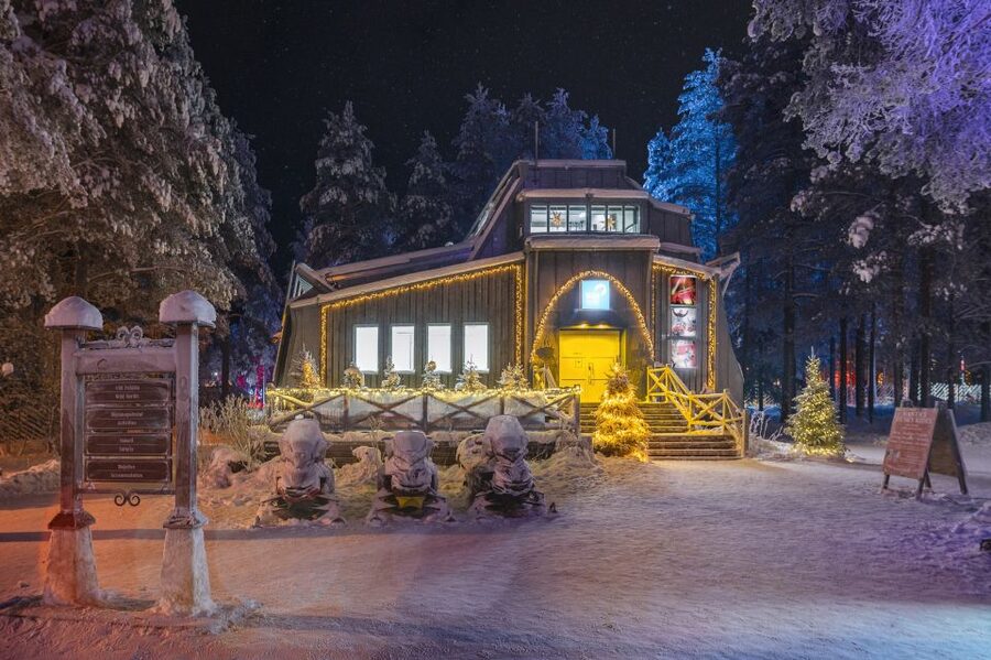 Rovaniemi: Search for Northern Lights Snowmobiling Trip - Leaving Rovaniemi after dark