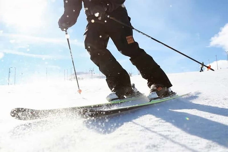 Rovaniemi: Slalom and Alpine Skiing - Leaving Rovaniemi for a full day in the snow