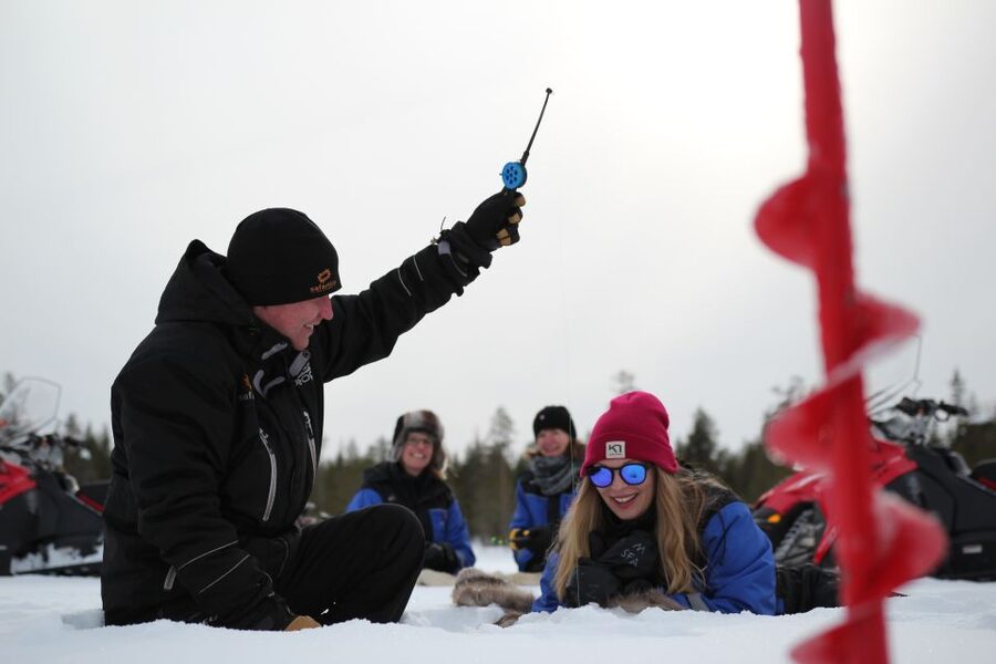 Rovaniemi: Snowmobile and Ice Fishing Adventure with Lunch - Who should book this Rovaniemi adventure