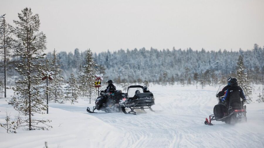 Rovaniemi: Snowmobile Safari in the Arctic Circle - The practical cold-weather details