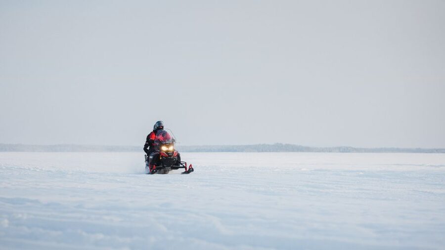 Rovaniemi: Snowmobile Safari in the Arctic Circle - Getting ready in Lapland winter gear