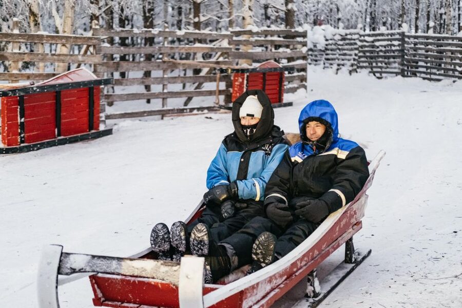 Rovaniemi: Snowmobile Safari, Reindeer & Husky Sleigh Ride - Snowmobile riding through forest and over frozen lake
