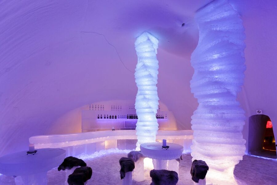Rovaniemi: Snowmobile Safari to Arctic Snow Hotel - Warm clothing makes the difference