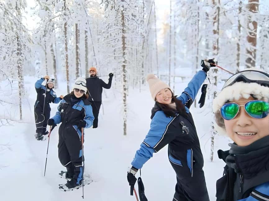 Rovaniemi: Snowshoe Adventure at Vikaköngäs & Barbeque - Walking through the snowy forest