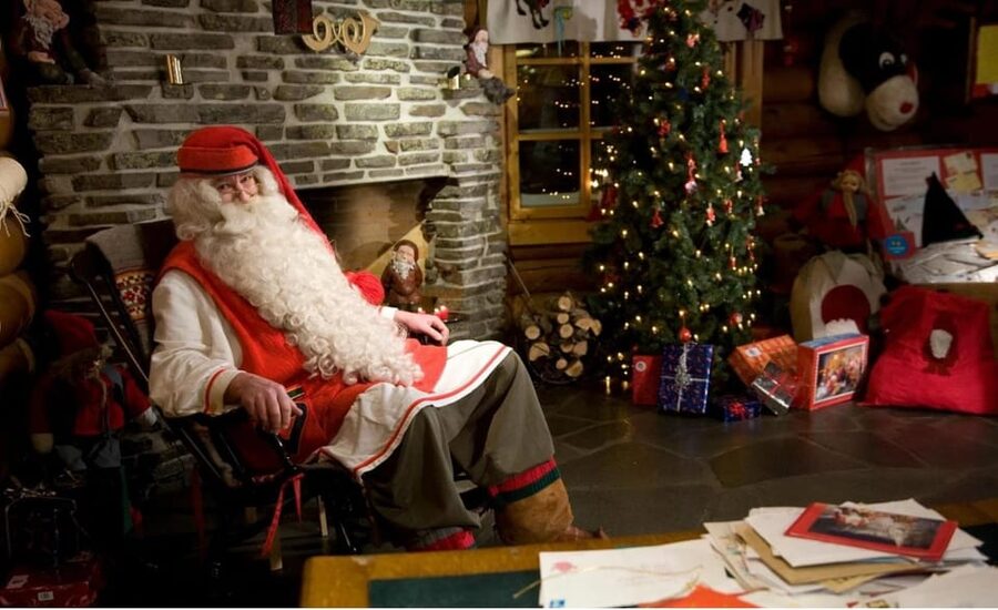 Rovaniemi: Tour to Santa Claus Village with Hotel pick up - Shops cover Finnish design and Christmas souvenirs