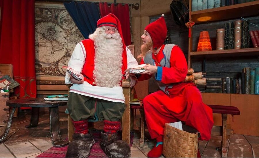 Rovaniemi: Tour to Santa Claus Village with Hotel pick up - What the $129 price really buys you