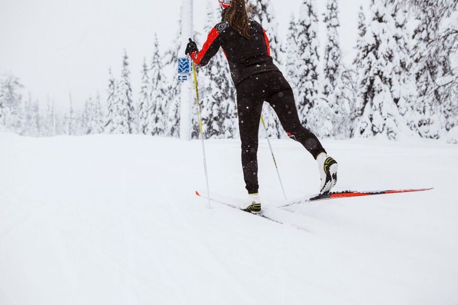 Ruka: Cross-country skiing - Learning Finland’s favorite winter sport in Ruka