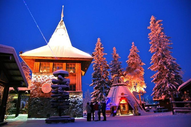 Santa Claus Village Guided Tour & Arctic Animals Adventure - Santa Claus Village gives you the full Christmas setting