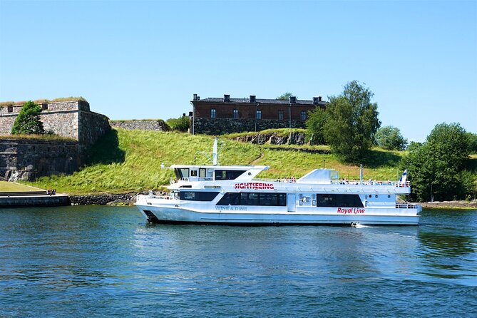 Sightseeing Cruise in Archipelago of Helsinki - Vasikkasaari and the Finnish summer ideal