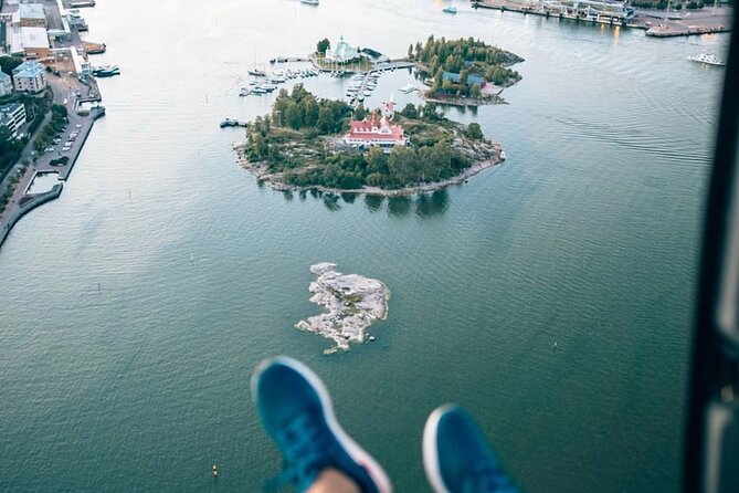 Sightseeing Helicopter Tour in Helsinki 45 Minutes - Helsinki’s churches and postcard views