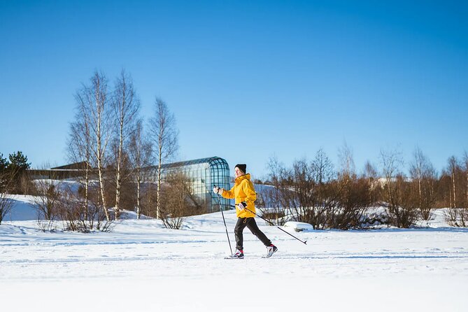 Small-Group Lapland Cross Country Ski - Getting started with the instructor