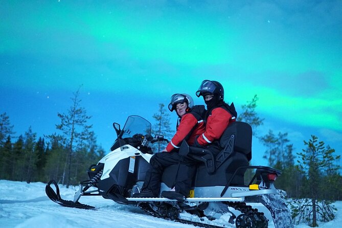 Snowmobile Photography Trip to the Aurora - Practical details that can save trouble