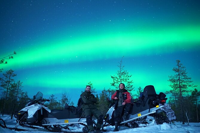 Snowmobile Photography Trip to the Aurora - A photographer instead of a basic escort