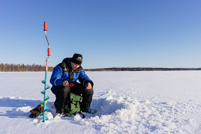 Snowmobiling and ice fishing in Apukka Resort, Rovaniemi - Practical booking advice for Apukka Resort