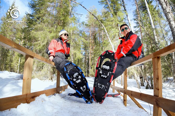 Snowshoeing in Lapland Wilderness - Getting comfortable in thermal gear
