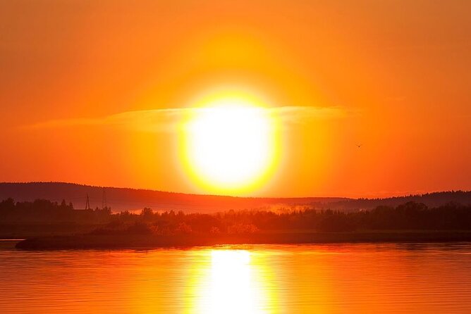 Sunset at the Arctic Circle - From Rovaniemi to Katkavaara in 45 minutes