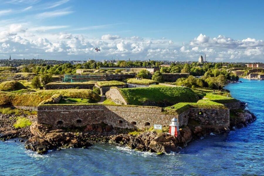 Suomenlinna: Private Tour with an Authorized Guide - The Great Castle Courtyard and the fortress story