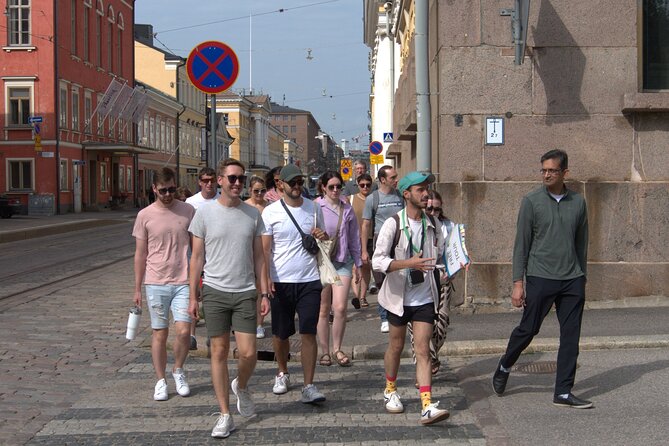 The 1st Helsinki Free Tour - Since 2016 - Market Square brings in food and waterfront life