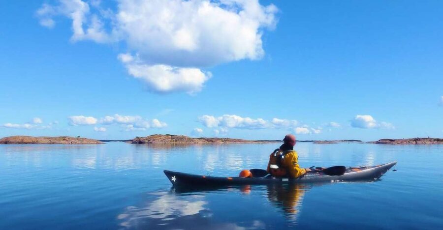 Turku Archipelago: Sea Kayaking Day Tour - Your first paddling lesson