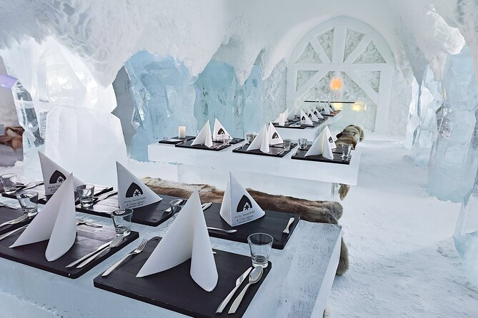 Visiting package: Guided Tour at Arctic Snow Hotel - Free time, ice shots, and outdoor fun