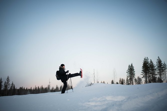 Wilderness snowshoe adventure - Learning winter photography without turning the walk into a class