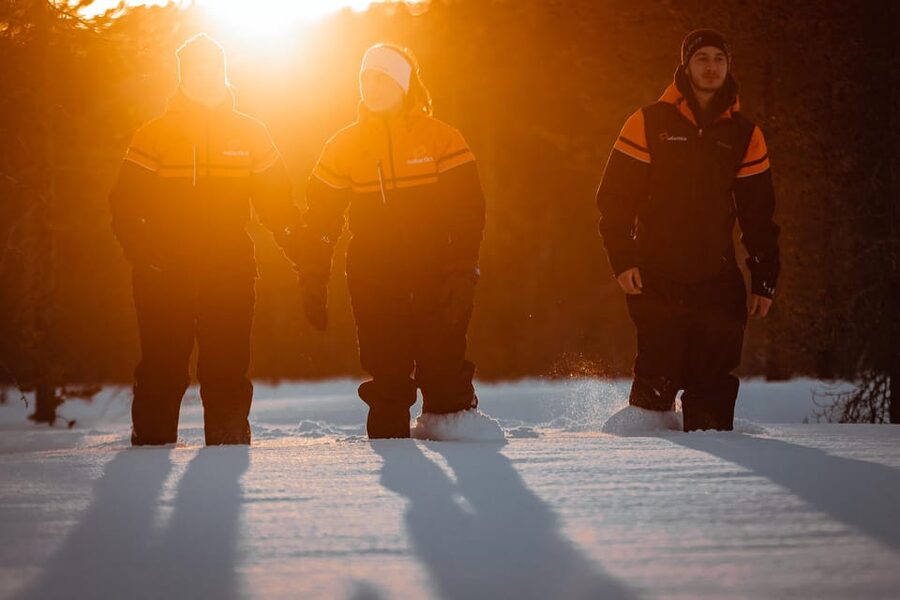 Ylläs: Forest Hike with Snowshoes - Following the easy trail toward frozen marshland