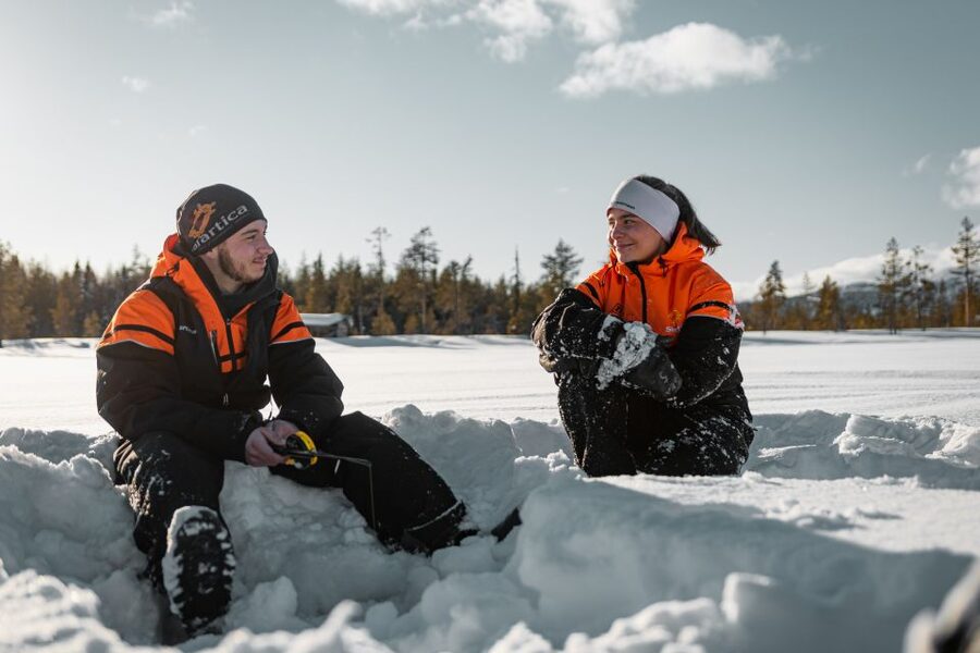 Ylläs: Snowmobile Adventure with Ice Fishing - The return ride to Ylläsjärvi