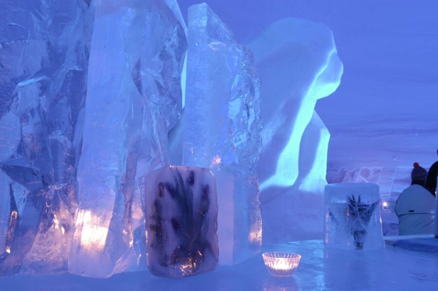 Ylläs: Snowmobile Tour to Arctic Snow Village & Snack - Key points to know before booking