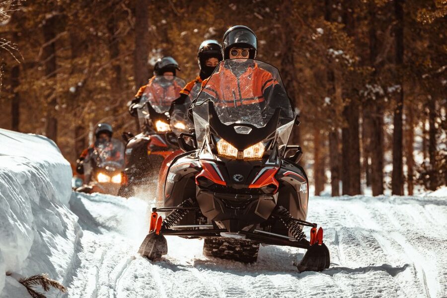 Ylläs: Snowmobiling ABC - Riding through forests, lakes, and swamps